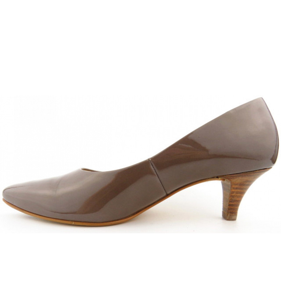 Paul Green Damen Softlack Trüffel Pumps In Beige